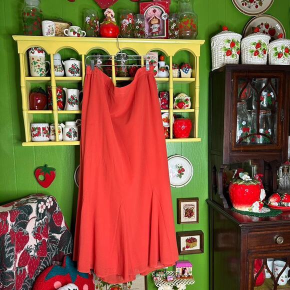 Plus size vintage gorgeous vibrant orange pleated maxi skirt - Picture 5 of 5